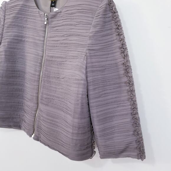 SoCa St. John Taupe Cropped Blazer - Picture 4 of 14